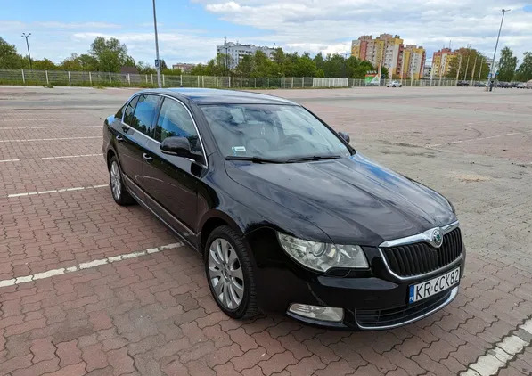 kraków Skoda Superb cena 32000 przebieg: 249764, rok produkcji 2009 z Kraków